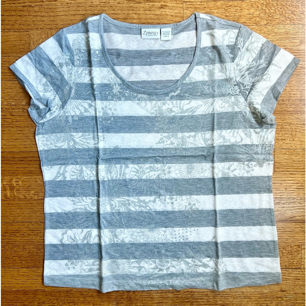 CHICOS ZENERGY GRAY WHITE STRIPE TOP